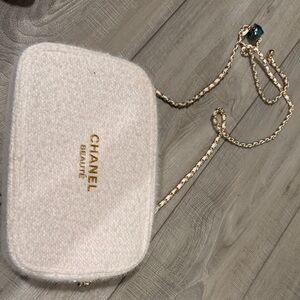 Beige Crossbody Bag with Gold Chain